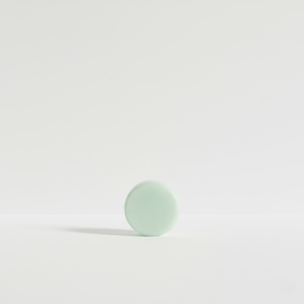 Eucalyptus Mint Conditioner Bar on a white background